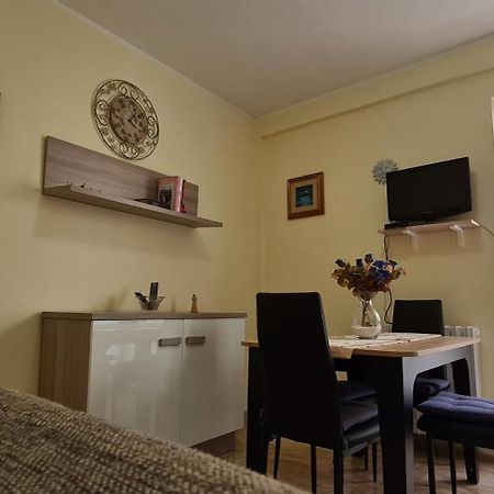 Em Holiday Apartment Куарту-Сант'Элена Экстерьер фото