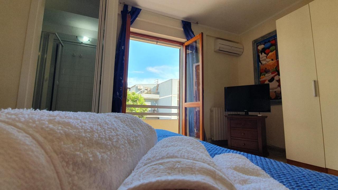 Em Holiday Apartment Куарту-Сант'Элена Экстерьер фото